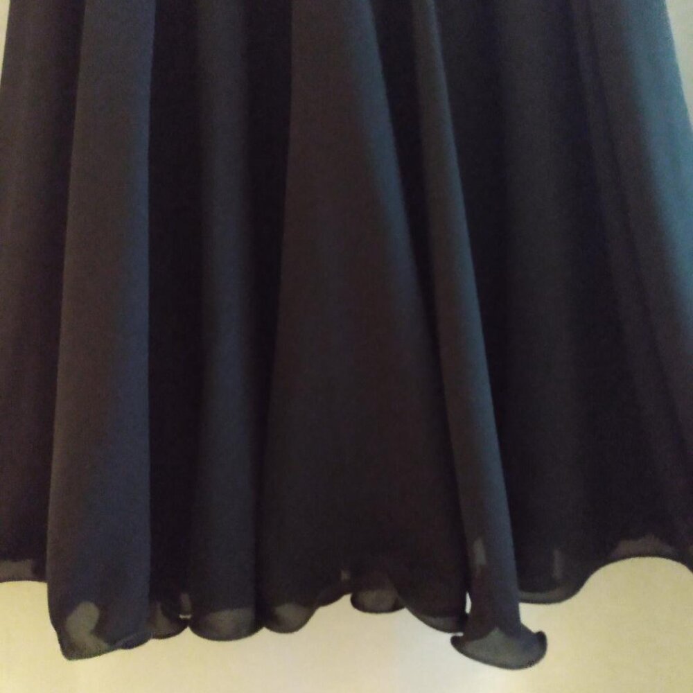 Ice Nine by Ann Capps Black Flared Feminine Skirt - Medium